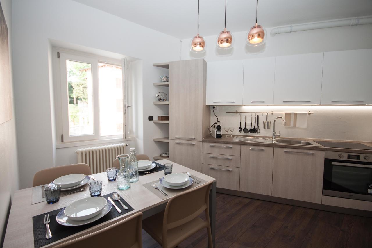 Il Golfo Apartment Лено Екстериор снимка